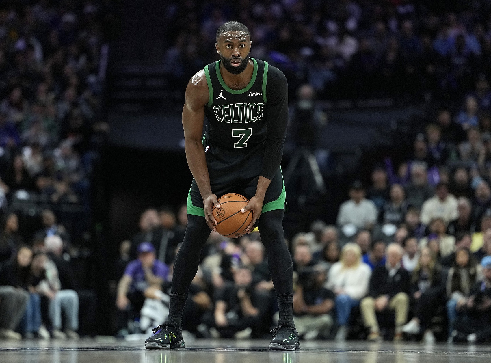 pg游戏官网登录入口-单核！霍里：杰伦·布朗现在是MVP前5候选人 但他还没到前3